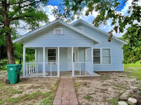 109 Tascott St, Pasadena, TX 77506