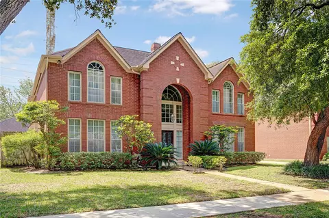 1618 Nails Creek Dr, Sugar Land, TX 77478
