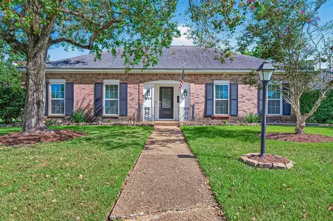 1814 Antigua Ln, Houston, TX 77058