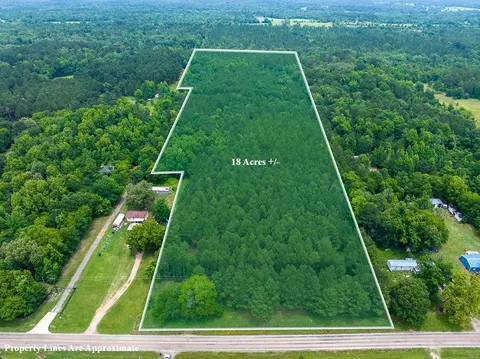 21135 Fm 1252, Winona, TX 75792