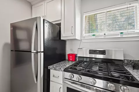 Kitchen - 5302 Treaschwig Rd, Spring, TX 77373 photo 4 of 4