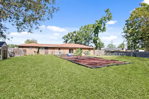 Exterior - 5302 Treaschwig Rd, Spring, TX 77373 photo 6 of 8
