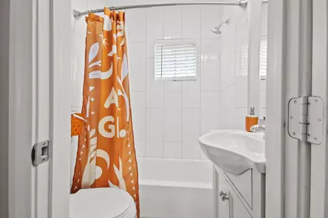Bath - 5302 Treaschwig Rd, Spring, TX 77373 photo 4 of 5