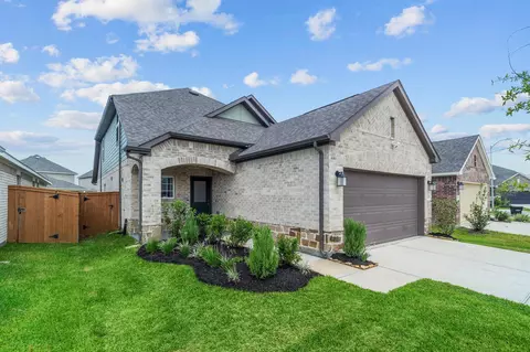 21622 Wave Hollow Dr, Cypress, TX 77433