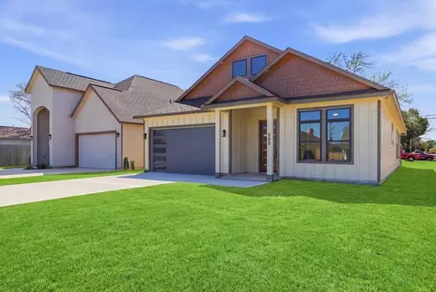800 S 1st St, La Porte, TX 77571