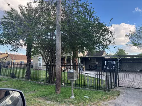 2914 Berry Rd, Houston, TX 77093