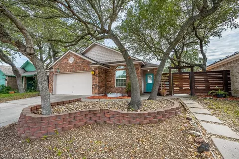 151 Heron Oaks, Rockport, TX 78382