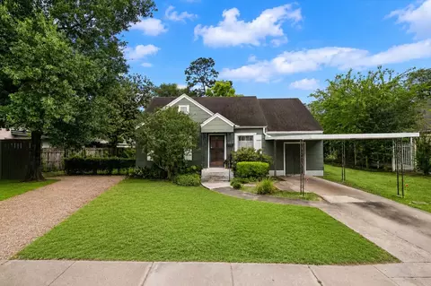 705 W 34th St, Houston, TX 77018