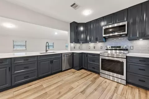 5010 Peebles Dr, Houston, TX 77084
