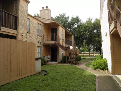10555 Turtlewood Ct #303, Houston, TX 77072