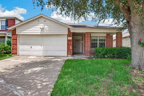 14926 Sugar Stone Dr, Sugar Land, TX 77498