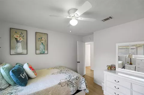 Bedroom - 6815 River Mill Dr, Spring, TX 77379 photo 2 of 6