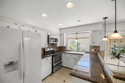 Kitchen - 6815 River Mill Dr, Spring, TX 77379 photo 2 of 3