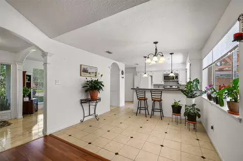 Entry Way - 6815 River Mill Dr, Spring, TX 77379 photo 2 of 4