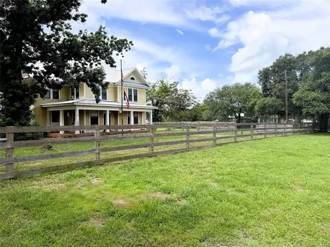 1417 Main St, Industry, TX 78944