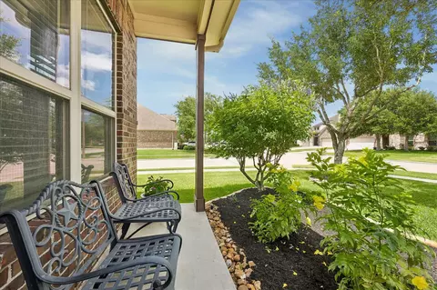 315 Westwood Dr, League City, TX 77573