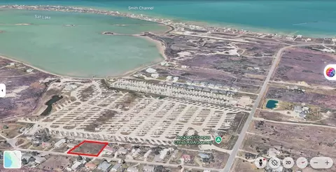 160 Lago Vista Dr, Rockport, TX 78382