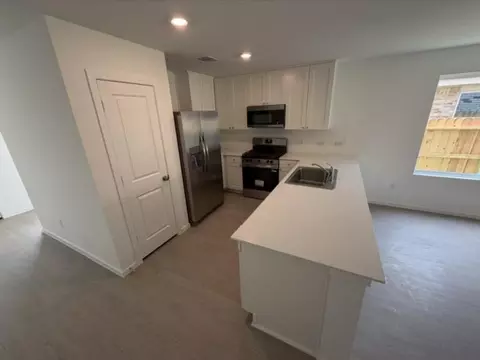 Kitchen - 16523 Ithaca Pheasant Dr, Splendora, TX 77327 photo 1 of 5