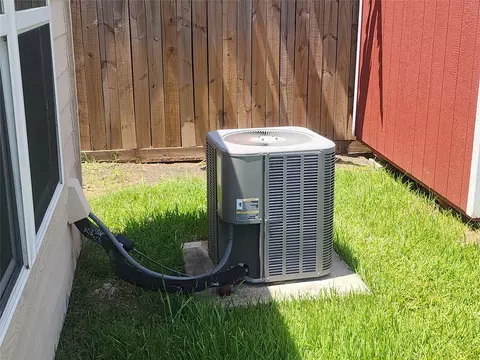 Other - 338 Apache Field Ln, La Marque, TX 77568 photo 4 of 6