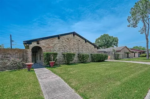 11714 Mclain Blvd, Houston, TX 77071