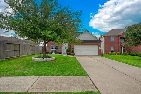 2055 Midlane Dr, Conroe, TX 77301