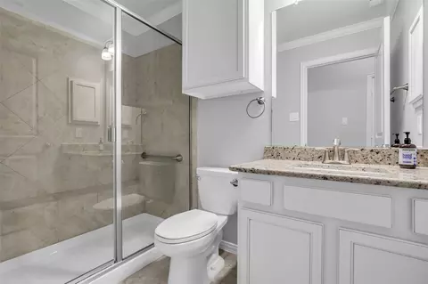 Bath - 32618 Twilight Gable Ct, Spring, TX 77386 photo 4 of 4