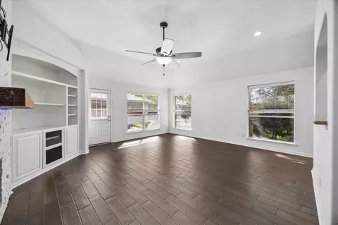 Living - 20910 Sandy Briar Ct, Spring, TX 77379 photo 2 of 5