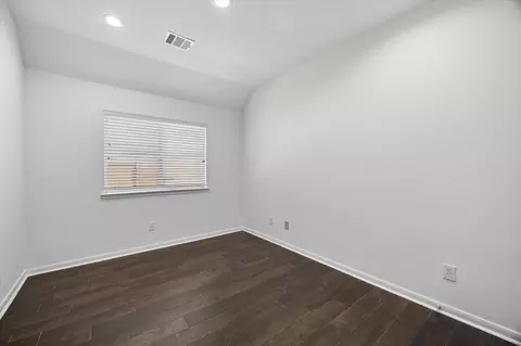 Bedroom - 20910 Sandy Briar Ct, Spring, TX 77379 photo 2 of 3