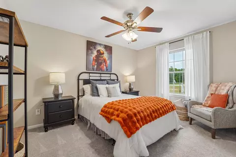 Bedroom - 18616 Shauna Danielle Dr, New Caney, TX 77357 photo 3 of 5