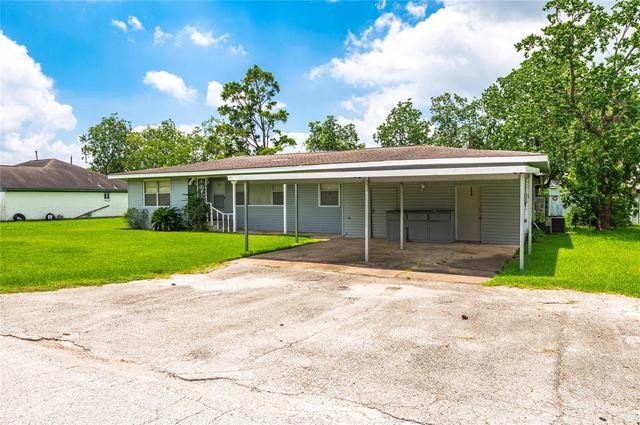 6302 Olson Ln, Pasadena, TX 77505