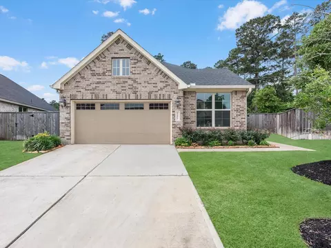 35472 Woodtrace Cir, Pinehurst, TX 77362