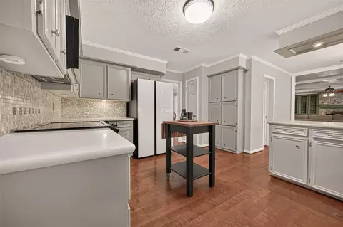 Kitchen - 8007 Vickridge Ln, Spring, TX 77379 photo 6 of 6