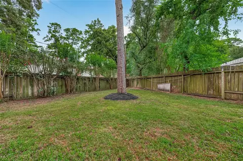 Exterior - 8007 Vickridge Ln, Spring, TX 77379 photo 9 of 9