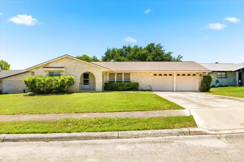 610 Amistad Blvd, Universal City, TX 78148