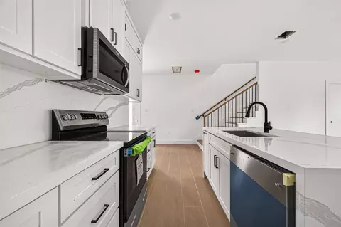 Kitchen - 1811 N Spring Dr #6, Spring, TX 77373 photo 5 of 5