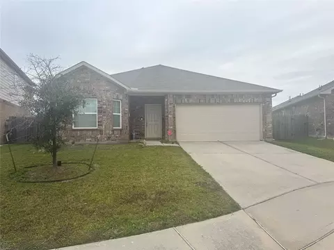 Exterior - 22739 Highland Maple Ct, Spring, TX 77373 photo 3 of 10