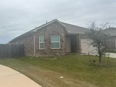 Exterior - 22739 Highland Maple Ct, Spring, TX 77373 photo 6 of 10