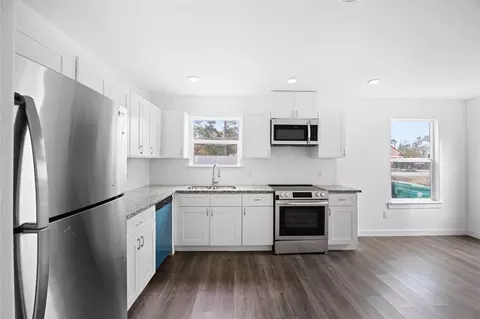 9241 Seeker St, Houston, TX 77028
