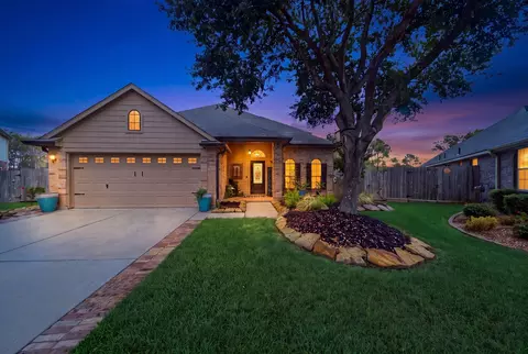 2225 Silvercreek Ct, Deer Park, TX 77536