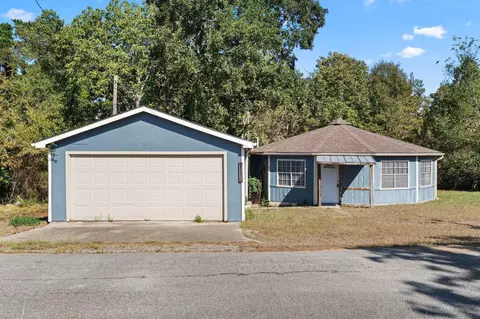 2 Tejas St, Huntsville, TX 77320