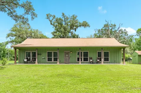 1546 Private Road 648, Bay City, TX 77414