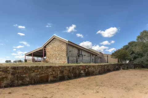 Exterior - 6887 Von Ormy Rd, Von Ormy, TX 78073 photo 15 of 19