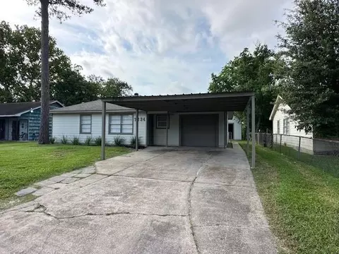 7234 Boggess Rd, Houston, TX 77016