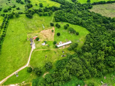 38929 Sampson Rd, Brookshire, TX 77423