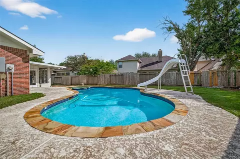 4410 Zimmerly Ct, Sugar Land, TX 77479