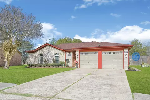 12823 Sandy Hook Dr, Houston, TX 77089