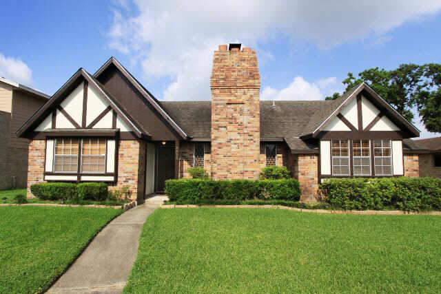 4514 Aztec, Pasadena, TX 77504 photo 1