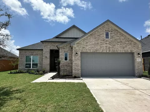 13627 Lago Vista Dr, Iowa Colony, TX 77583