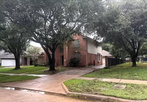 15218 Foster Springs Ln, Houston, TX 77095