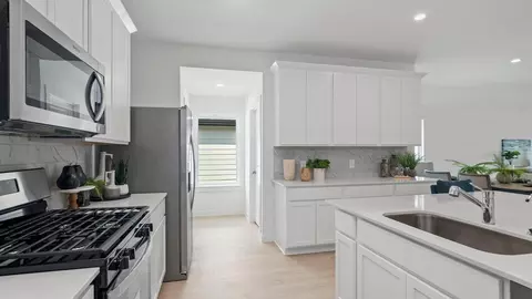 Kitchen - 618 Heaven Dr, Beasley, TX 77417 photo 2 of 4